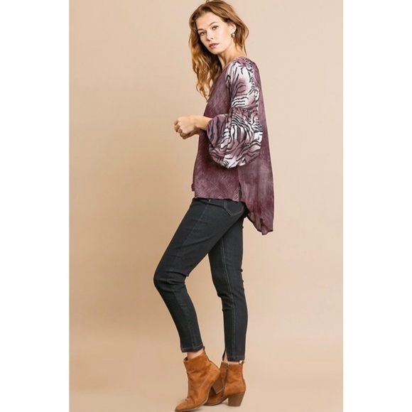 Tiger Stripes Strappy Front Hi-Lo Top - Picture 8 of 9